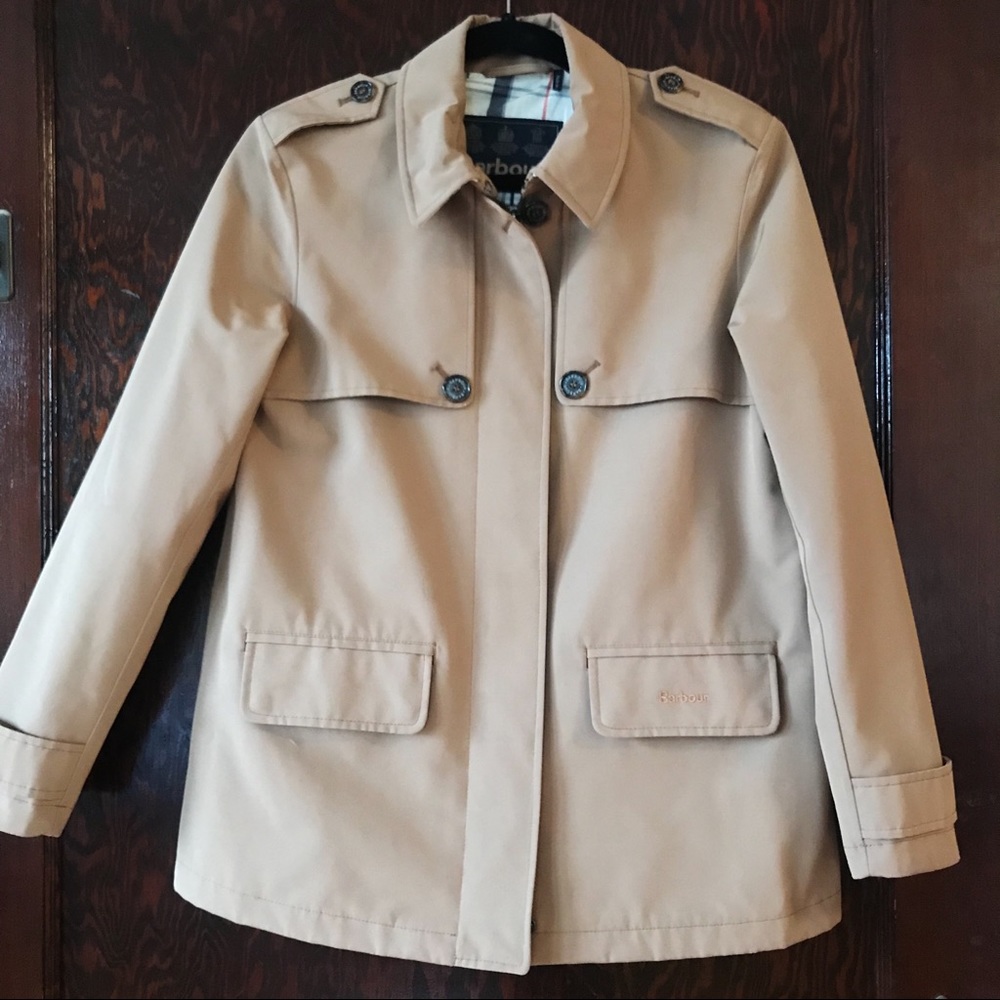 Barbour short Trench